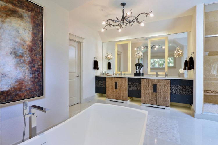 Sophisticated interior design for a bathroom