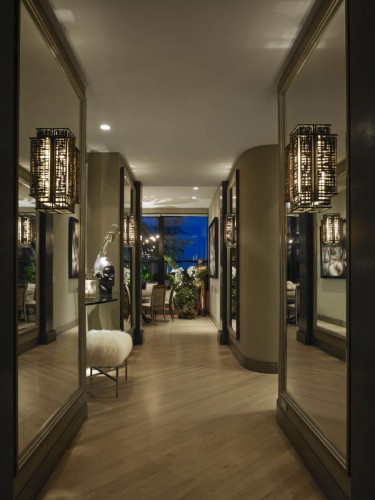 Metropolitan Inspired Foyer Design and Decor